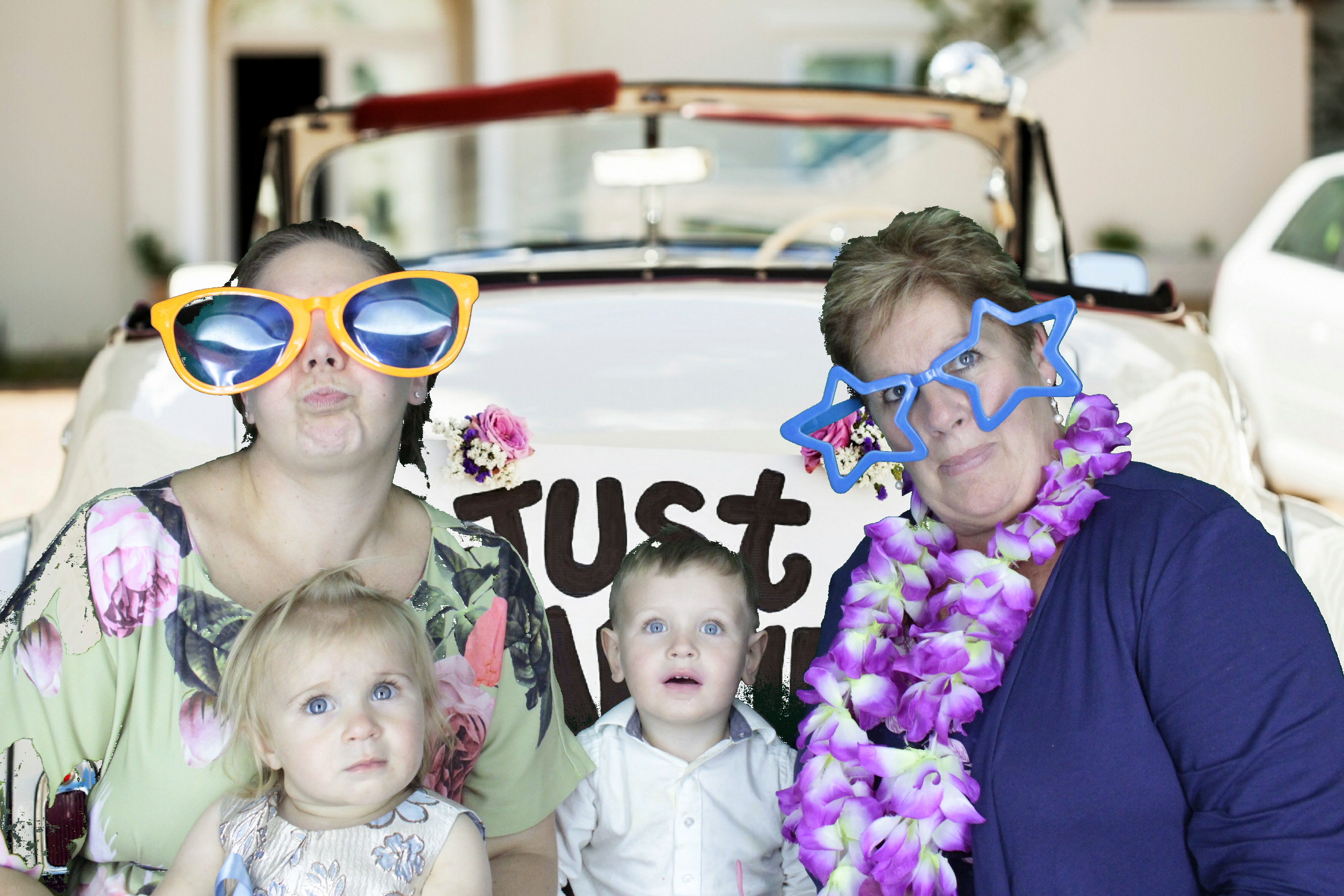 Katie and Jons Wedding | View more photos from the event at gallery.myphotoboothexperience.co.uk/u/MyPhotoBoothExperienceLtd/Katie-and-Jons-Wedding